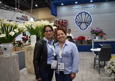 Yensi Parra and Yolanda Vargas of Flores la Conchita.